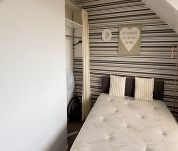 Featherbank Grove (room 3*), Horsforth , Leeds - Photo 3