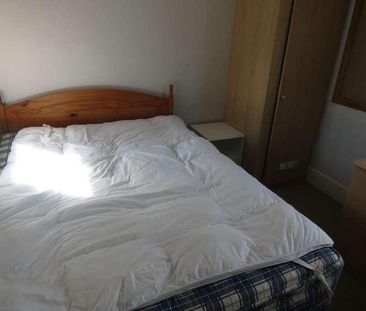 Bedroom Detached House In Wallisdown, BH10 - Photo 5