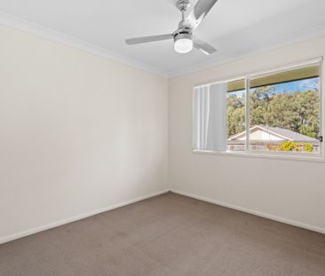 Spacious home with expansive yard - Photo 2