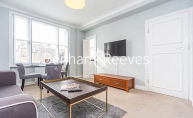 1 Bedroom flat to rent in Hill Street, Mayfair, W1J - Photo 1