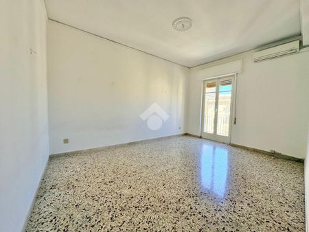 6 locali in affitto - Photo 3