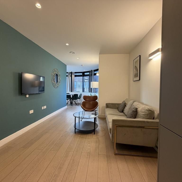 1 bedroom flat to rent - Photo 1