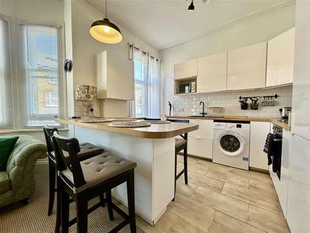 Ethelbert Square, Westgate-on-sea, CT8 - Photo 4