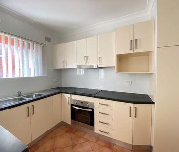 Refreshed Two Bedroom Unit In Central Location !! - Photo 3