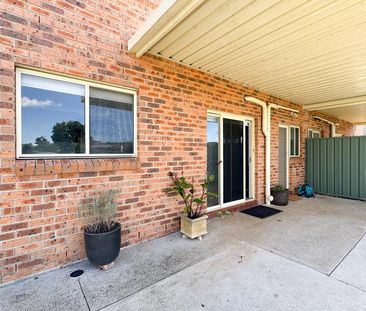 4 Bedroom Family Home - Photo 2