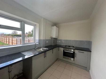 3 bedroom house to rent - Photo 3