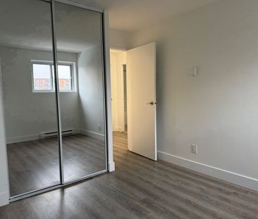 For Lease - 19 Regency Crescent Unit# 302, Whitby, Ontario - Photo 2