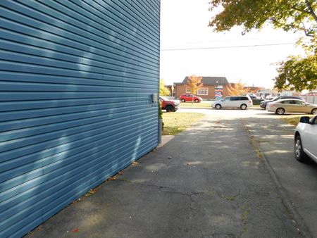 FOR RENT – 177 Coronation Avenue, Halifax, Nova Scotia - Photo 5