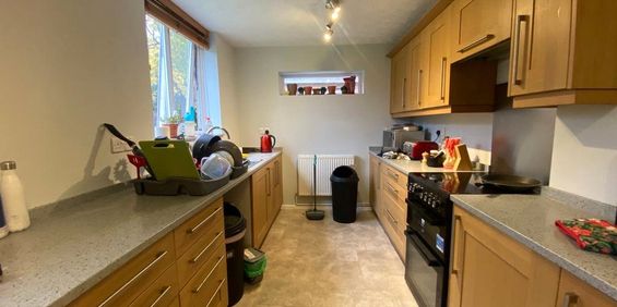 Lauradale, Bracknell Lauradale, Bracknell - Photo 3