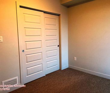 #906 10388 105 Street Northwest - Photo 3