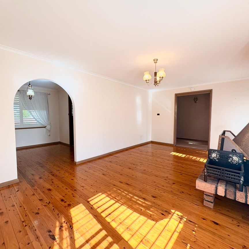 Modern Family Living in a Quiet, Sought-After Ruse Pocket! - Photo 1