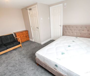 3 bedroom terraced house to rent - Photo 6