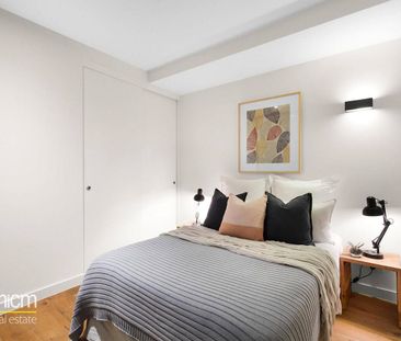 Spacious 2 bedroom apartment in Carlton! - Photo 2