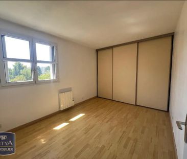 Location Appartement 4 pièces 100m² MARSEILLE 12ème - Photo 4