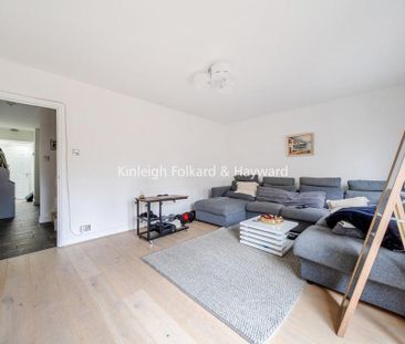 3 bedroom end of terrace house to rent - Photo 2