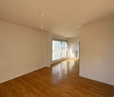 Location Appartement 3 pièces 62m² - Photo 2