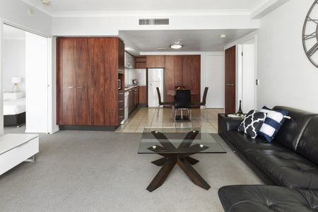 2091/23 Ferny Avenue, Surfers Paradise QLD 4217 - Apartment For Rent - $800 | Domain - Photo 4