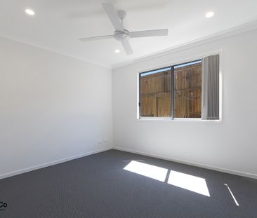 2BED FAMILY HOME WITH AIR-CON - Photo 1