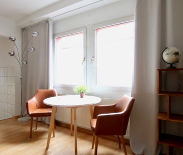 Chic möbliertes Apartment mit Aufzug im Herzen von Köln - Photo 4