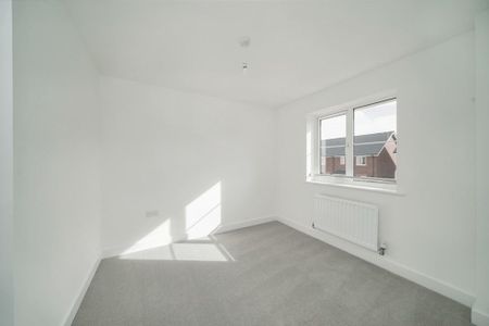 3 bedroom semi-detached house to rent - Photo 3