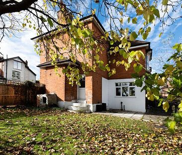 4 bedroom semi-detached house to rent - Photo 6