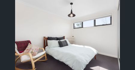 Quiet Neighbourhood Gem - Photo 4