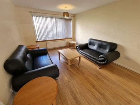 4 Bed Flat, Hmo Licensed - St. Mungo Avenue, G4 - Photo 2