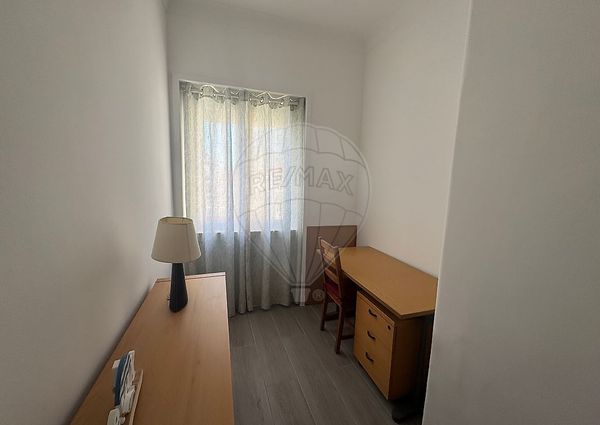 Apartamento T3 em Setúbal
