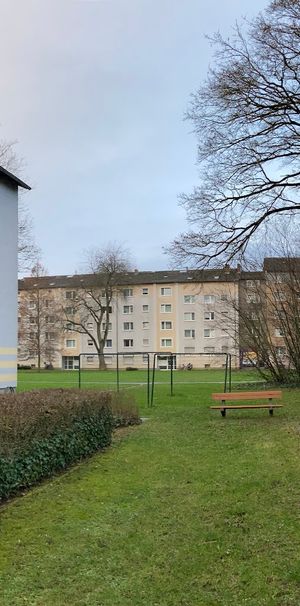Helle 3 Zimmer Wohnung mit Loggia in Frankfurt Zeilsheim - Foto 1