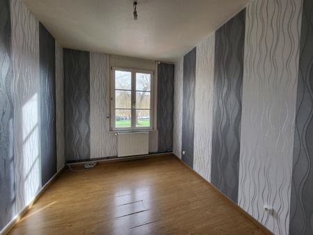 Location Appartement 3 pièces 68m² ST OMER 62500 - Photo 4