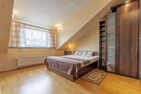 Mieszkanie do wynajęcia 2 pokoje Jerzego Żuławskiego, Kraków 70 m² - Фото 4