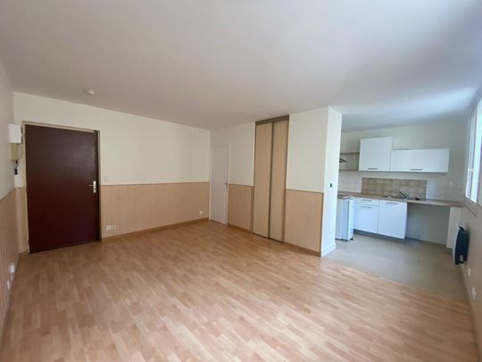 Location Appartement 1 Pièce 28 m² - Photo 1