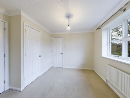 2 bedroom end of terrace house to rent - Photo 3