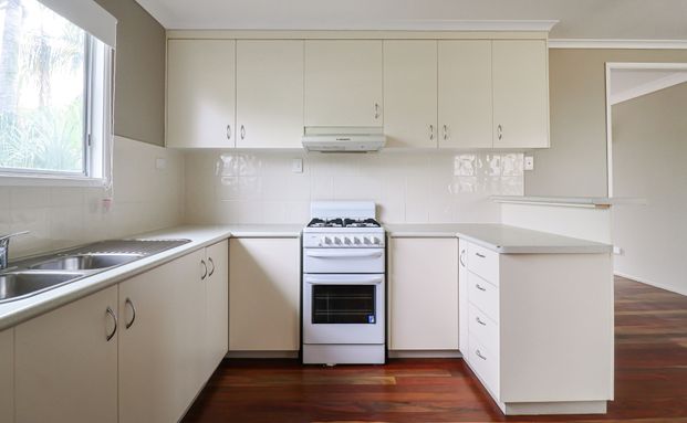 LIVE EASY, LIVE STYLISH - 15 PENDA AVENUE HAS IT ALL! - Photo 1