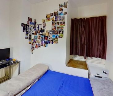 5 bedroom semi-detached house to rent - Photo 6