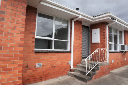 Renovated Delight in Ideal Location! - Photo 5