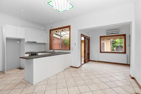 Double-Fronted 3 bed Brick Edwardian - (Available Now) - Photo 3