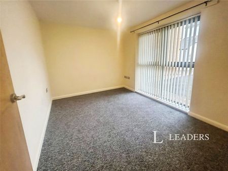 1 bedroom apartment to rent St. Georges Terrace, Cheltenham, Gloucestershire, GL50 - Photo 5