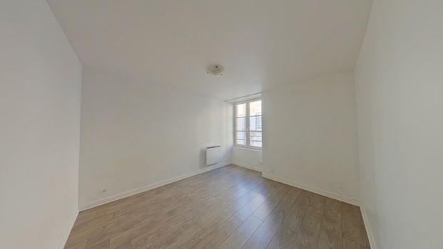 Location Appartement 4 pièces 85m² POITIERS 86000 - Photo 1