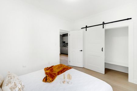 For Lease - 72 Nelson Street, Brampton, Ontario - Photo 5