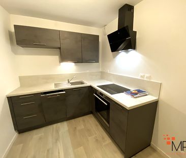 Location Appartement 3 pièces 61m² - Photo 3