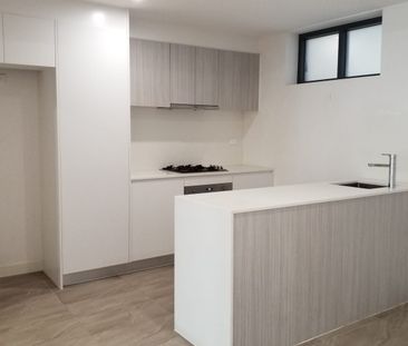 One Bedroom plus Storage Apartment in Excellent Area - Photo 1