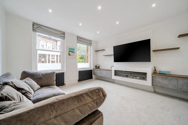 2 bedroom flat to rent - Photo 1