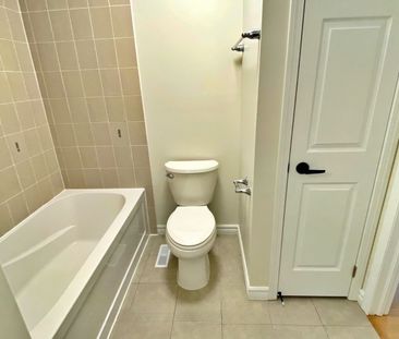 For Lease - 439 Cavanagh Lane, Milton, Ontario - Photo 4