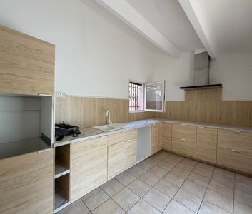 Location Maison 5 pièces 134m² BANDOL 83150 - Photo 3