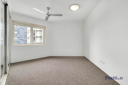 Inner City Fringe - River Views - Photo 3