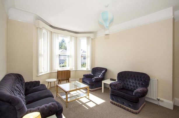 3 bedroom flat to rent - Photo 1
