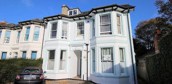 1 bedroom apartment to rent Somers Road, Reigate, RH2 - Photo 2