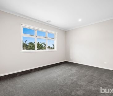 BRAND NEW LUXURIOUSLY APPOINTED 4BEDROOM HOME - Photo 6