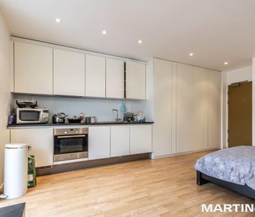 Studio to rent - Photo 2